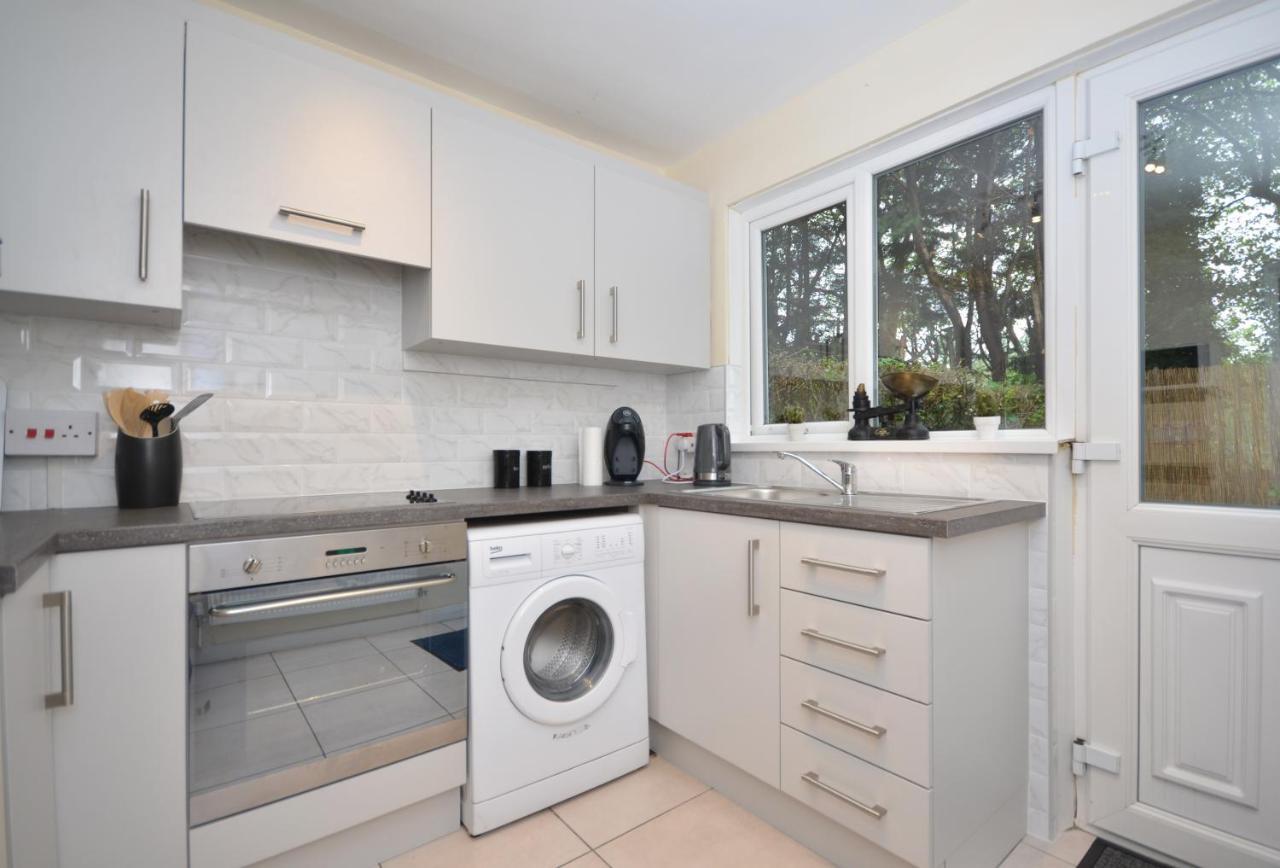 Bright Stylish 2 Bedroom Garden Apartment South Belfast Close To Everything Kültér fotó