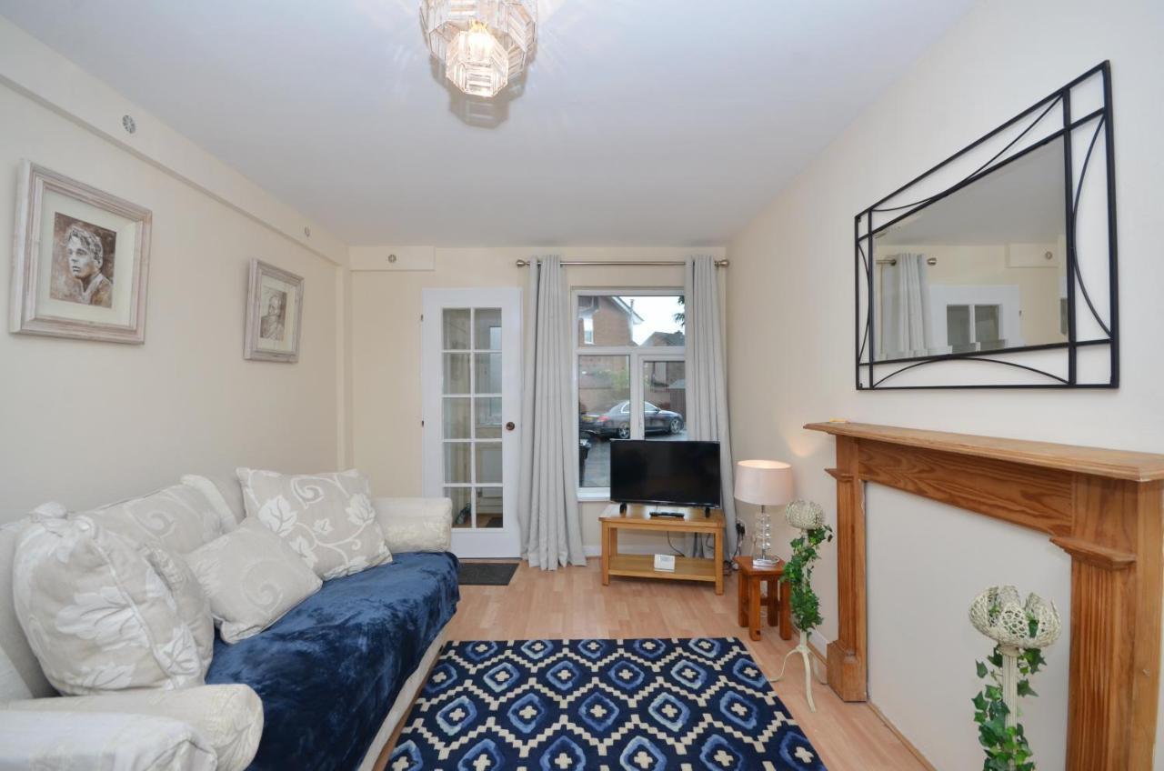 Bright Stylish 2 Bedroom Garden Apartment South Belfast Close To Everything Kültér fotó