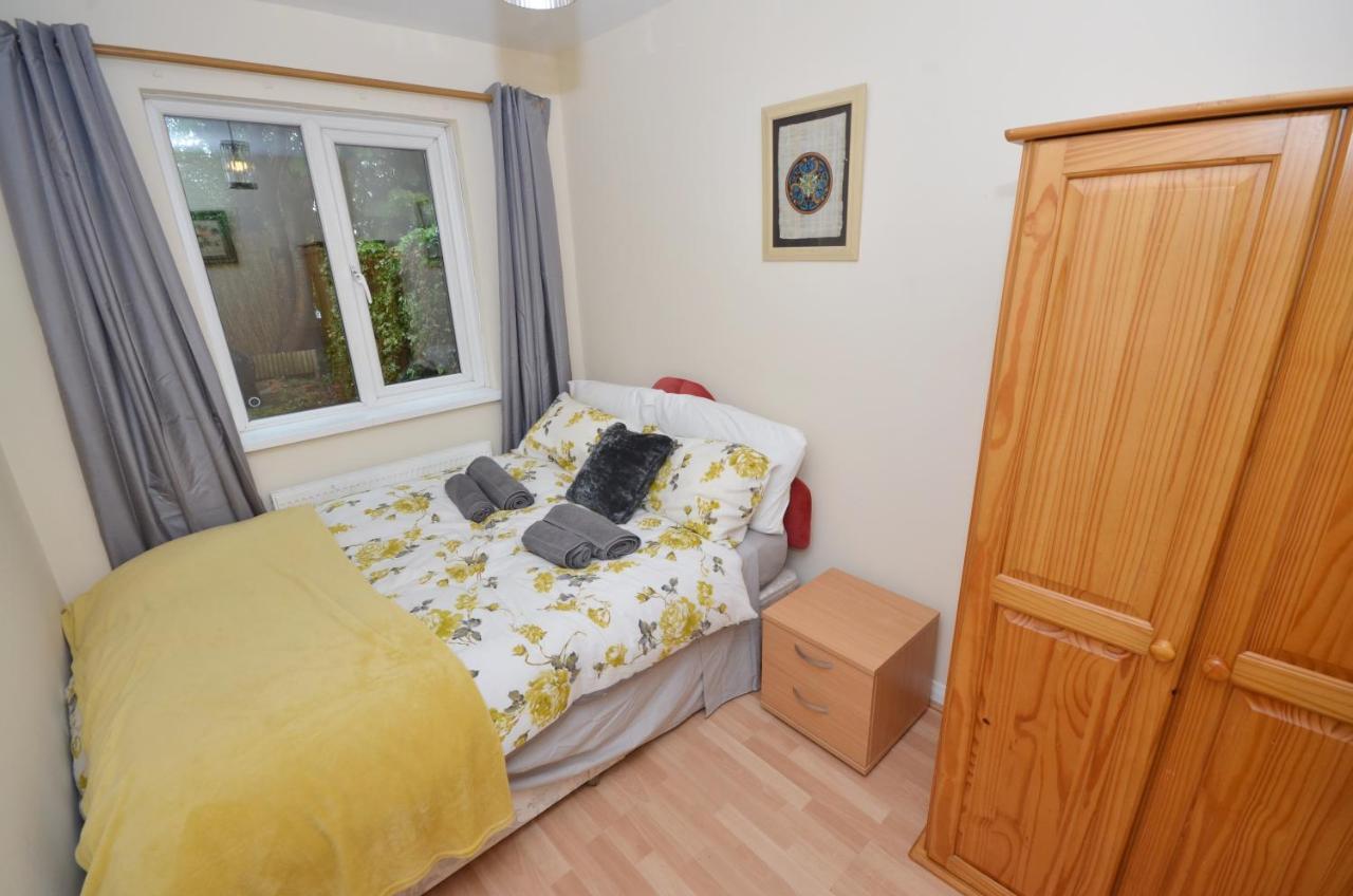 Bright Stylish 2 Bedroom Garden Apartment South Belfast Close To Everything Kültér fotó